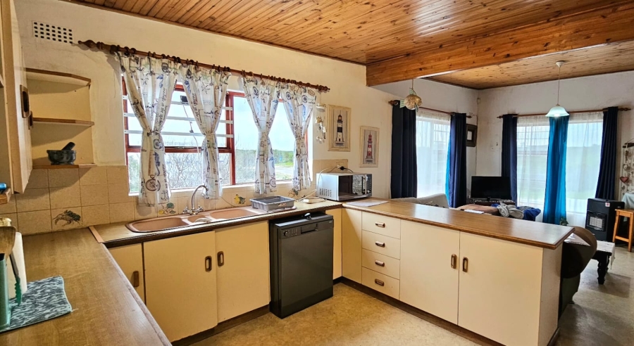 3 Bedroom Property for Sale in Pearly Beach Western Cape
